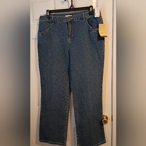 Cristopher & Banks Classic Fit Women's Jeans Button Close Back Pockets